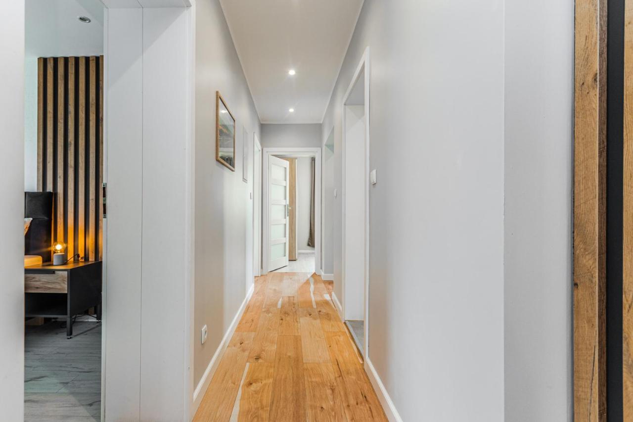 Bryza Jantar Apartamenty Z Sauna & Domki Z Kominkami Exterior foto